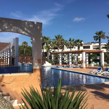 Residencia Cala Dorada 公寓 *
